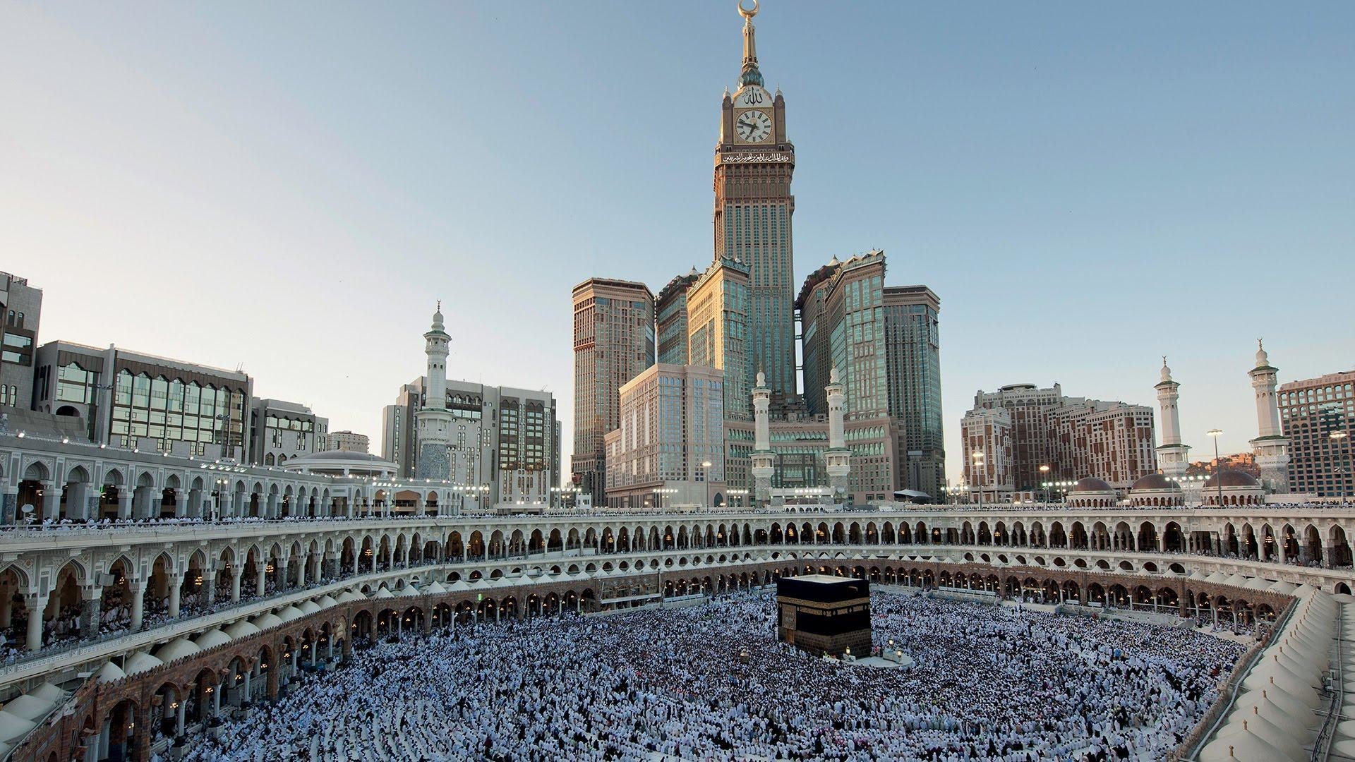LA Umroh Reguler Hemat